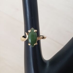 Women's Jade Ring